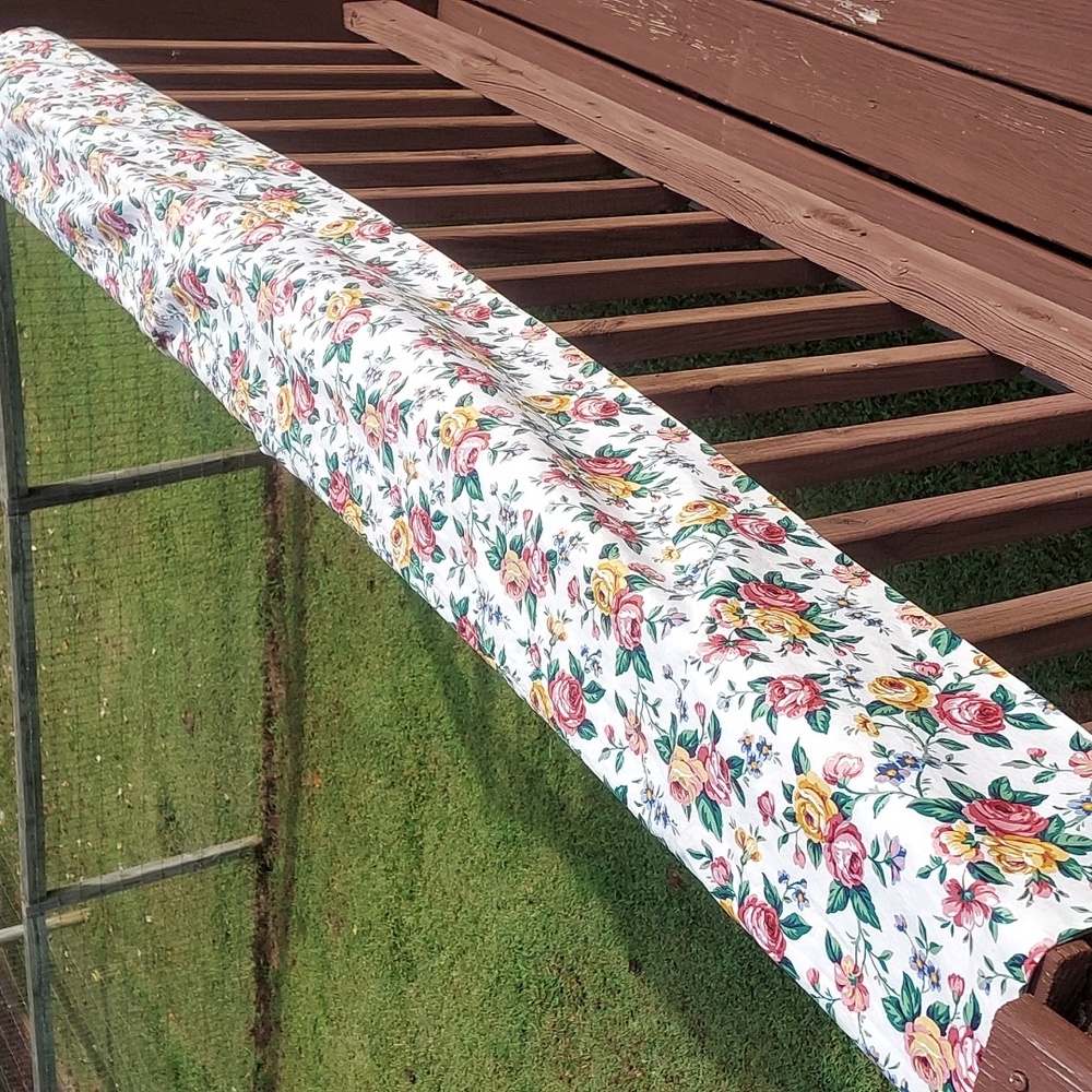 Longaberger "Garden Splendor" Roses Valance, Curtain Topper FINAL - Picture 2 of 7